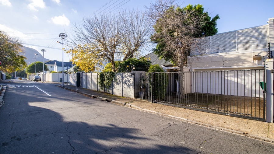 To Let 3 Bedroom Property for Rent in Claremont Upper Western Cape